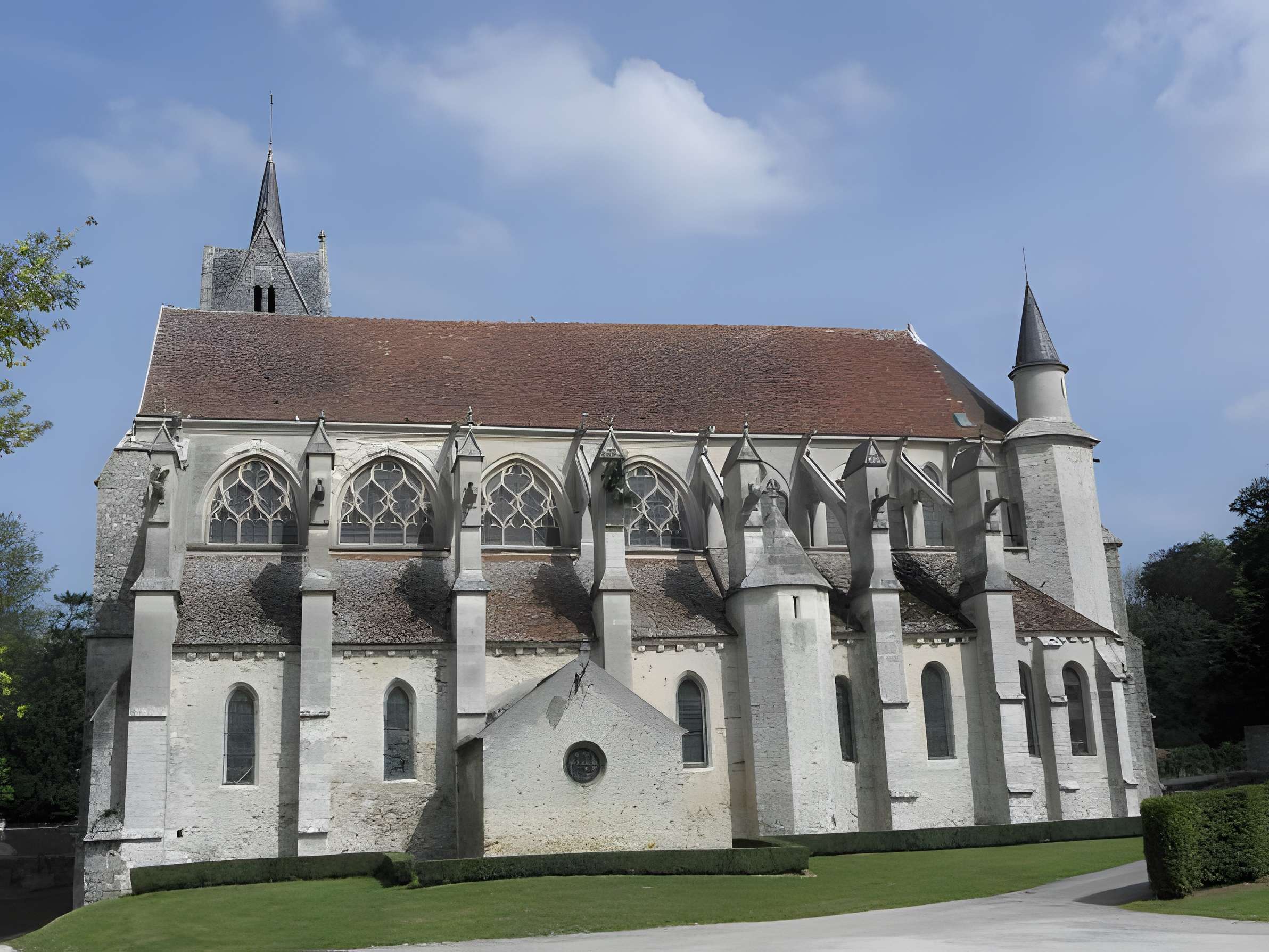 Eglise Notre-Dame de l'Assomption de la Chapelle-sur-Crécy