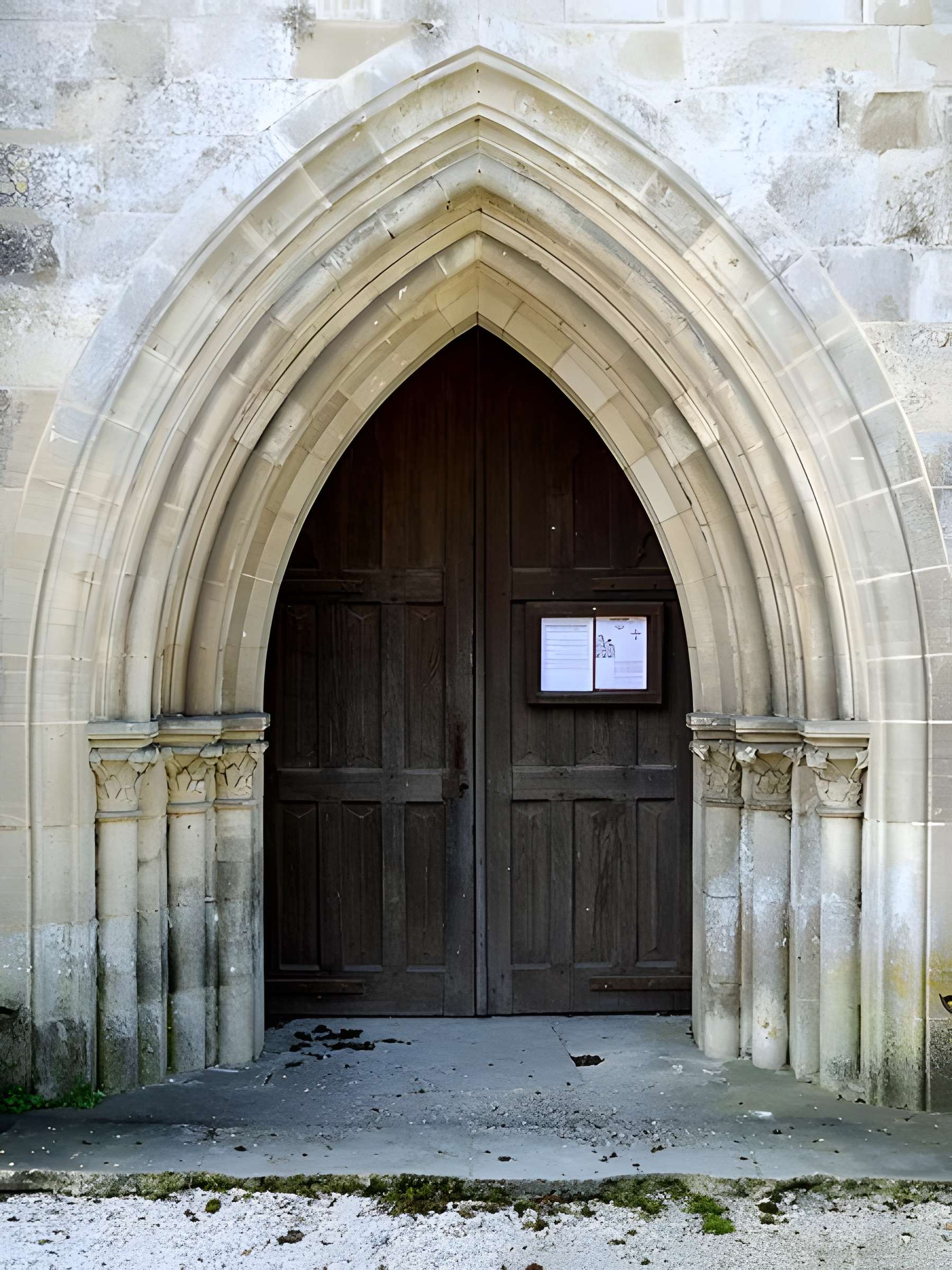 Eglise Notre-Dame de l'Assomption de la Chapelle-sur-Crécy