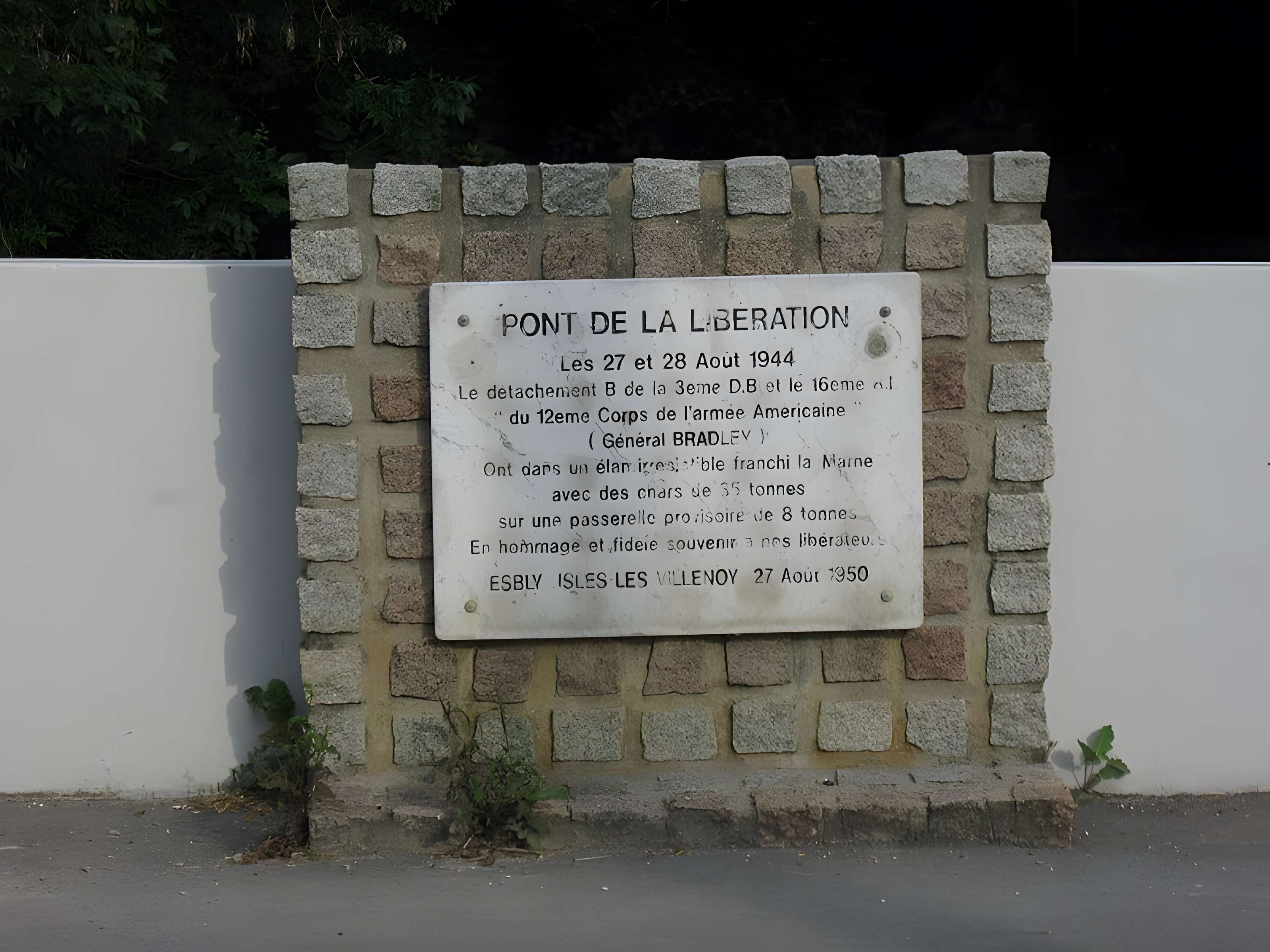 Pont sur la Marne (également sur commune d'Isles-lès-Villenoy)