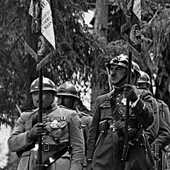 Photo de Ancien chenil royal, actuellement école dapplication dartillerie