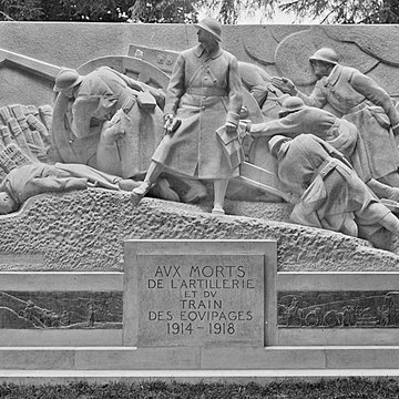 Ancien chenil royal, actuellement école dapplication dartillerie