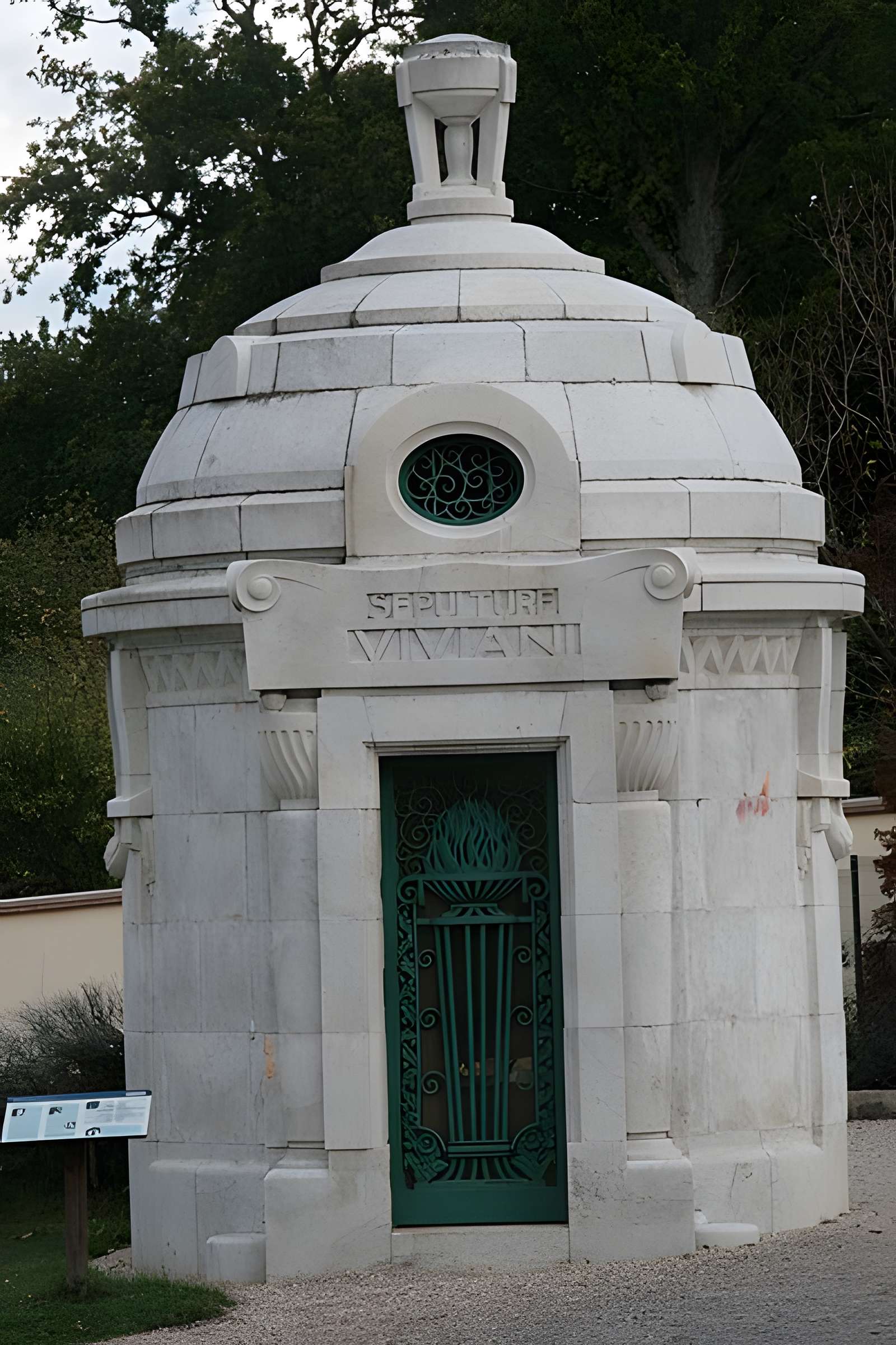 Sépulture d'Isabelle et René Viviani