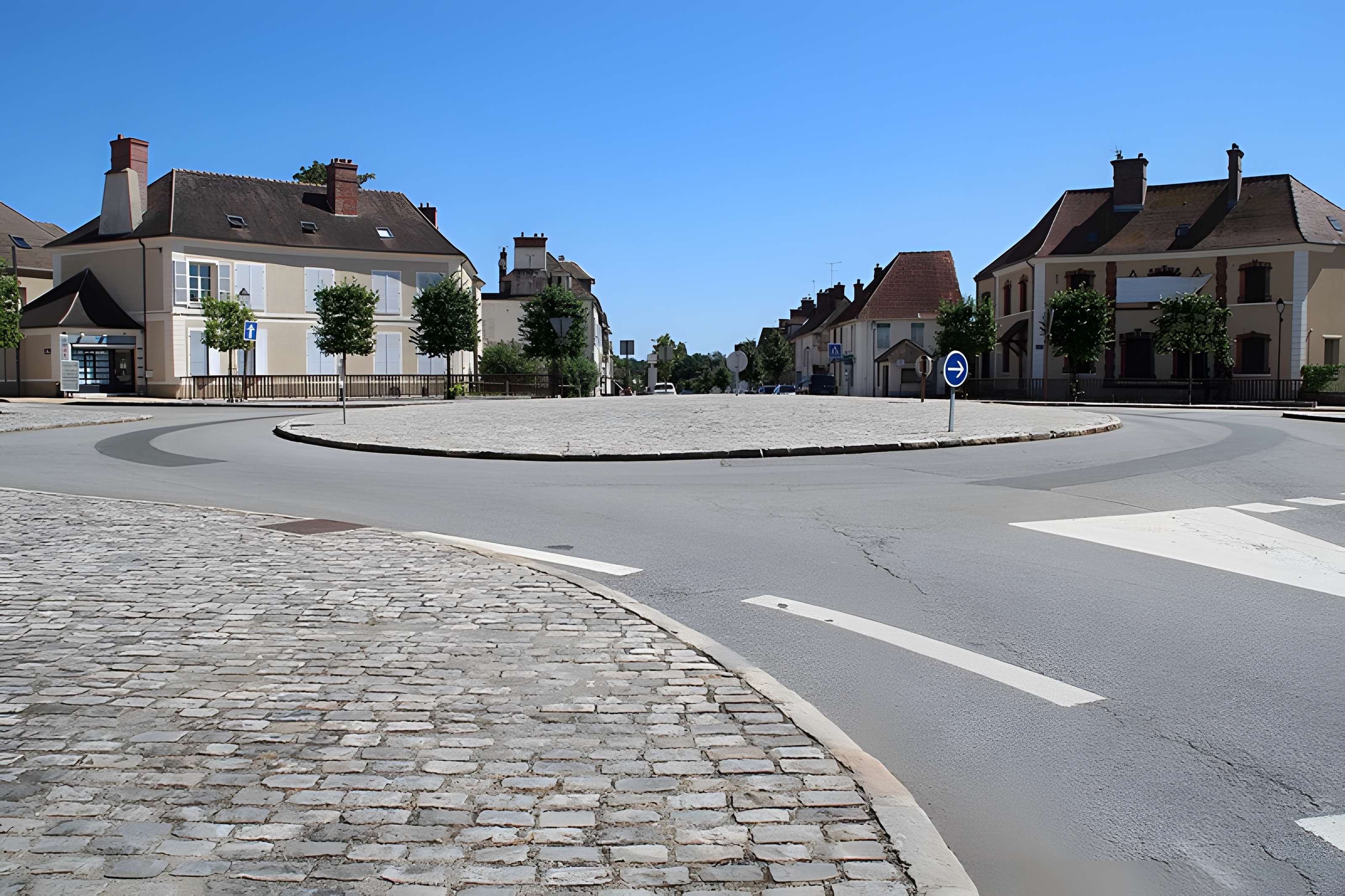 Place Foch, anciennement dite Place Ronde