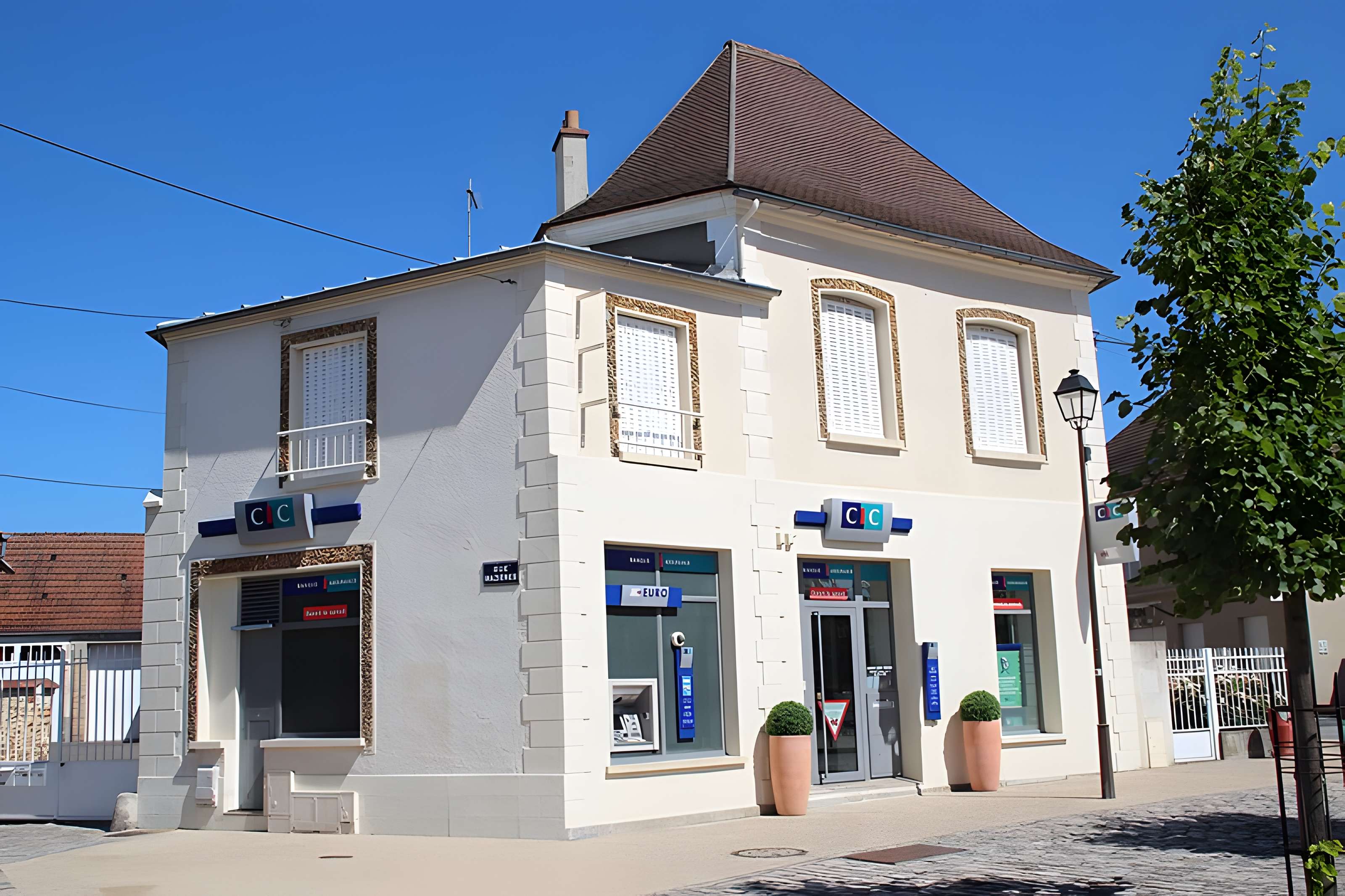 Place Foch, anciennement dite Place Ronde