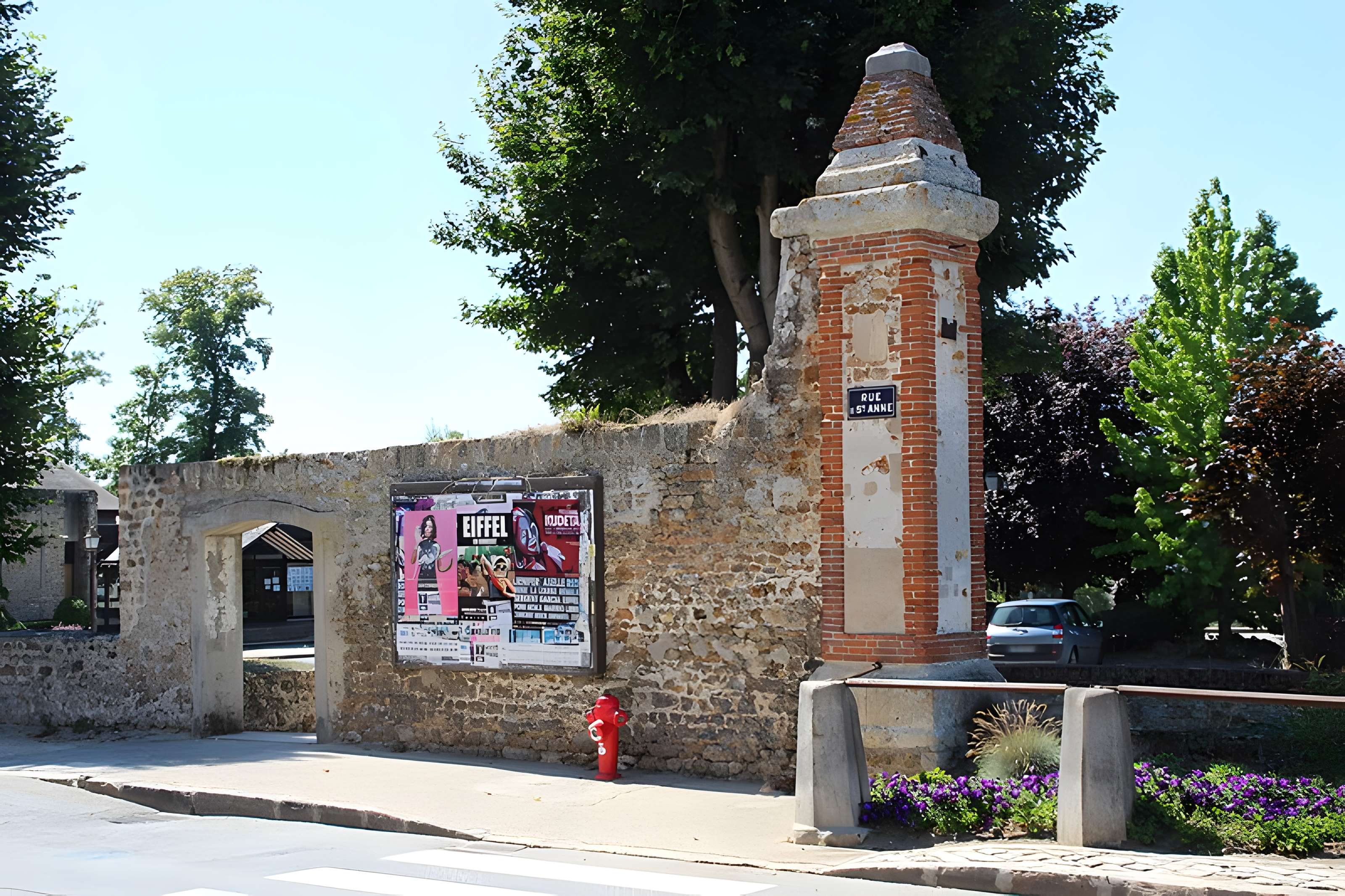 Place Foch, anciennement dite Place Ronde
