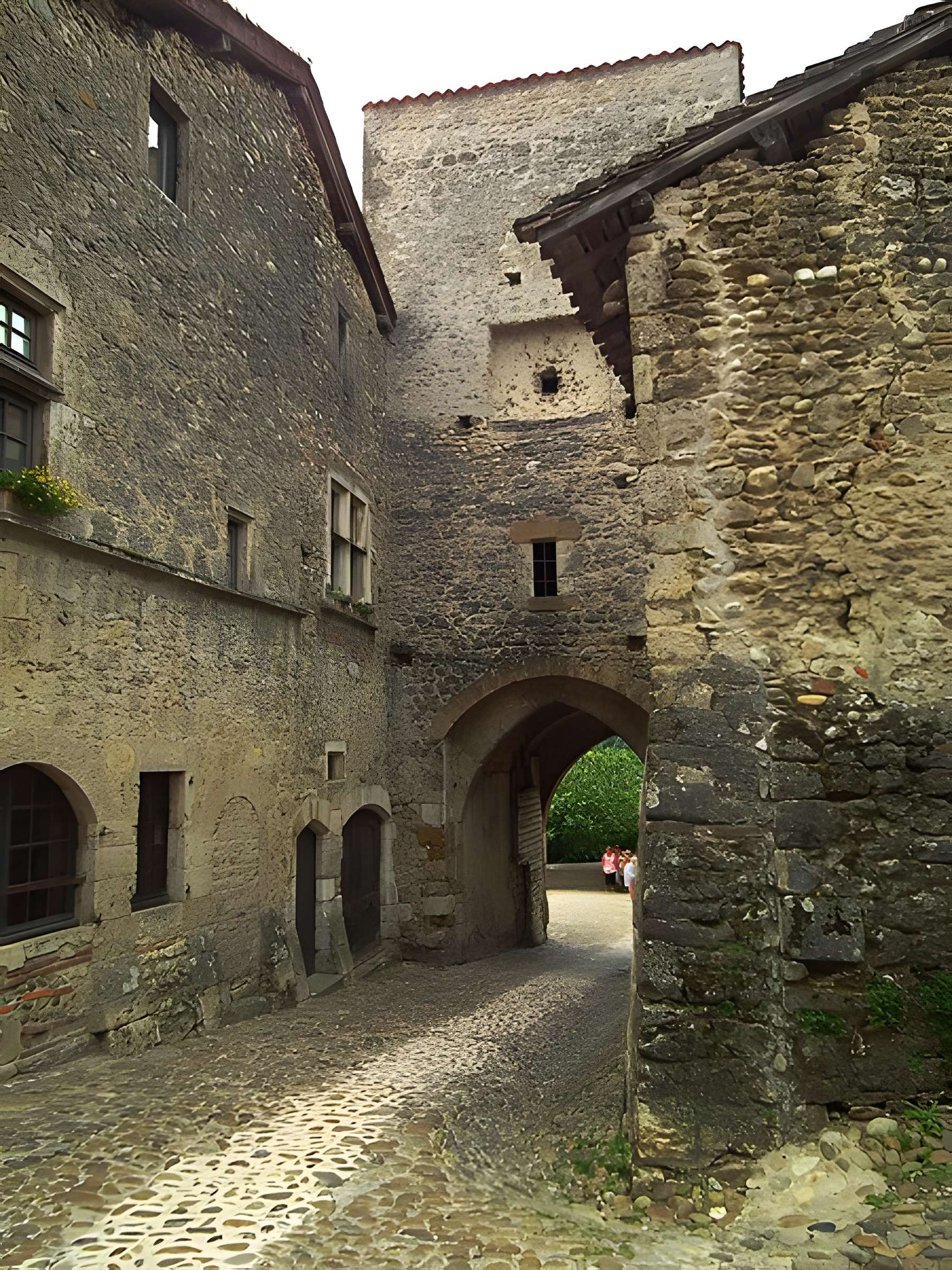 Maison sise face à la porte d'En-Haut à Pérouges