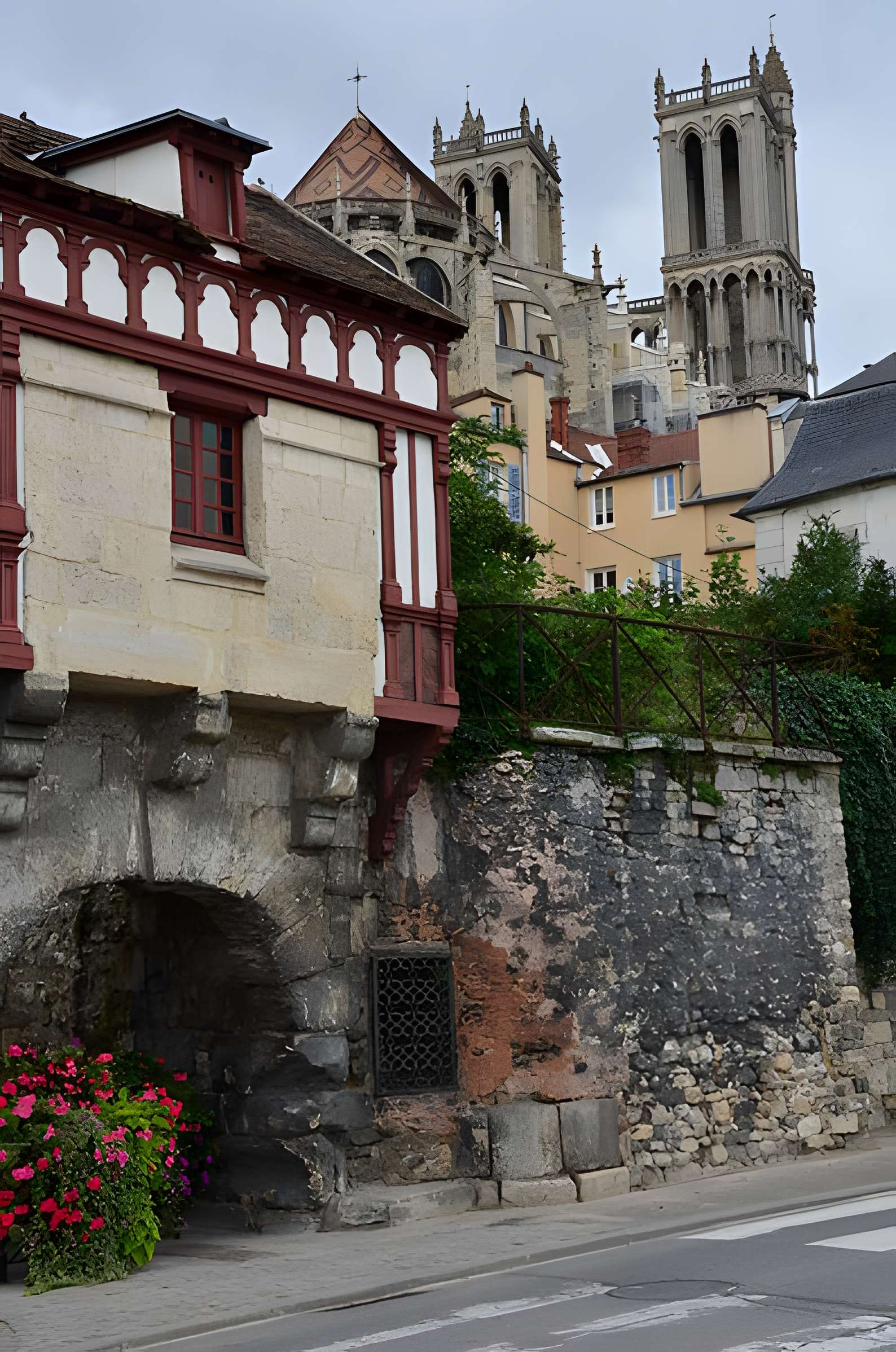 Ancienne enceinte fortifiée