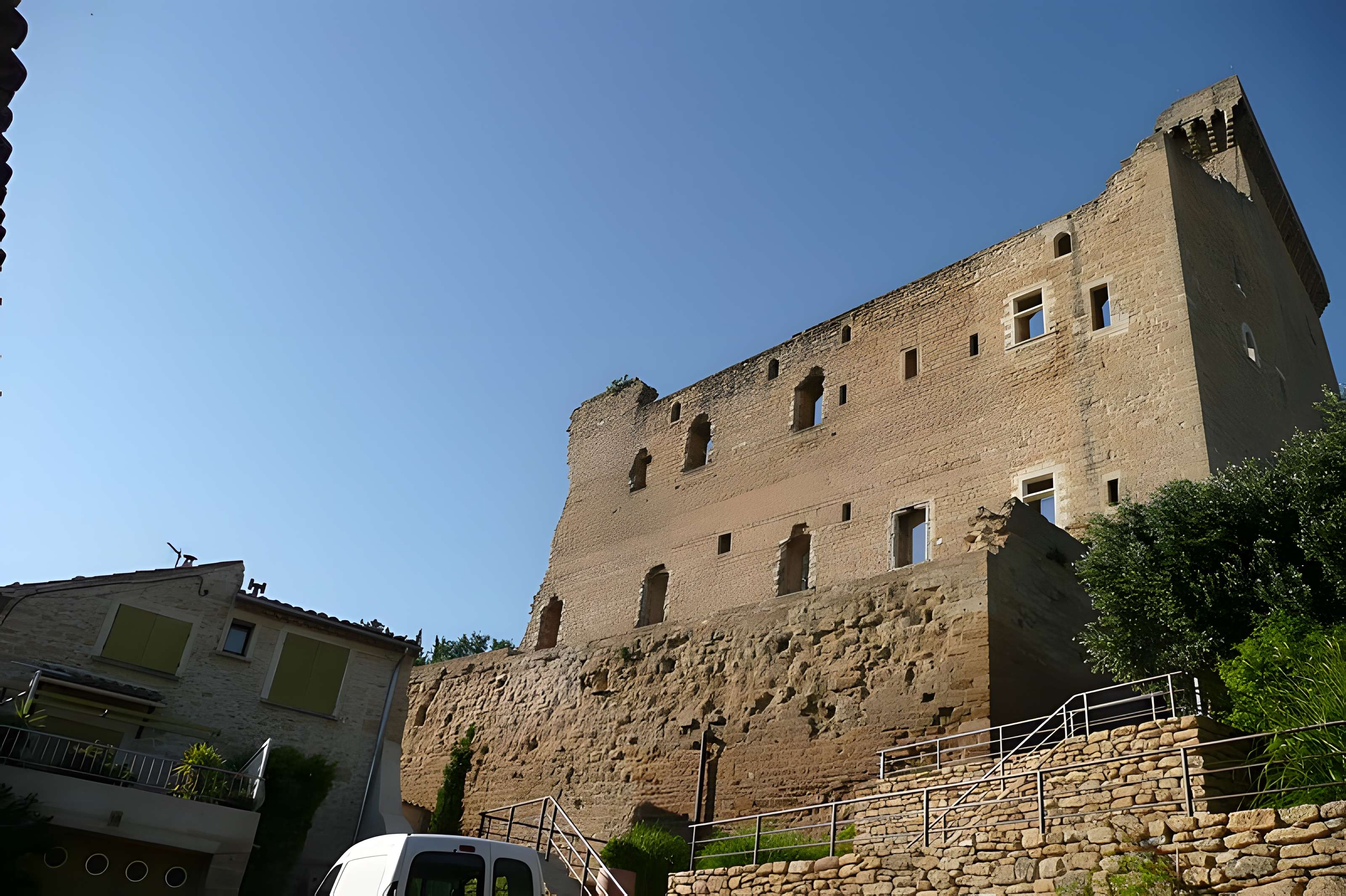 Château de Châteauneuf-du-Pape
