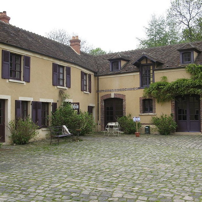 Photo de Ancien moulin de Villeneuve, maison de campagne dElsa Triolet et de Louis Aragon