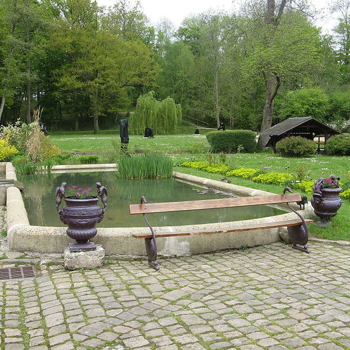 Photo de Ancien moulin de Villeneuve, maison de campagne dElsa Triolet et de Louis Aragon