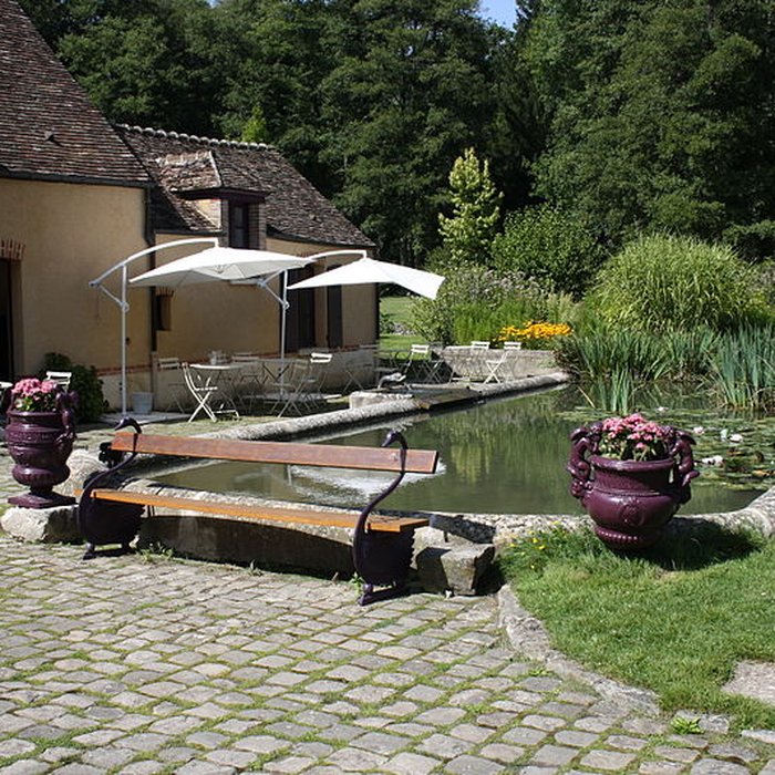 Photo de Ancien moulin de Villeneuve, maison de campagne dElsa Triolet et de Louis Aragon
