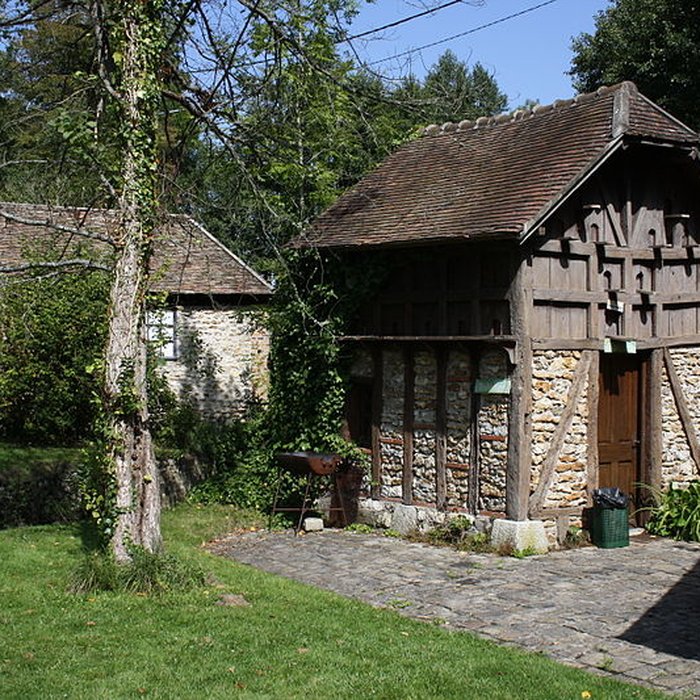 Photo de Ancien moulin de Villeneuve, maison de campagne dElsa Triolet et de Louis Aragon
