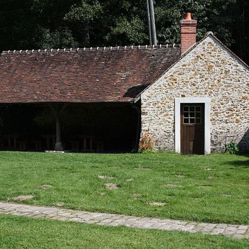 Ancien moulin de Villeneuve, maison de campagne dElsa Triolet et de Louis Aragon