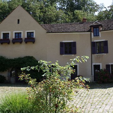 Ancien moulin de Villeneuve, maison de campagne dElsa Triolet et de Louis Aragon