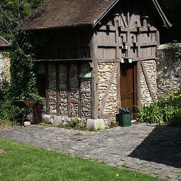Ancien moulin de Villeneuve, maison de campagne dElsa Triolet et de Louis Aragon