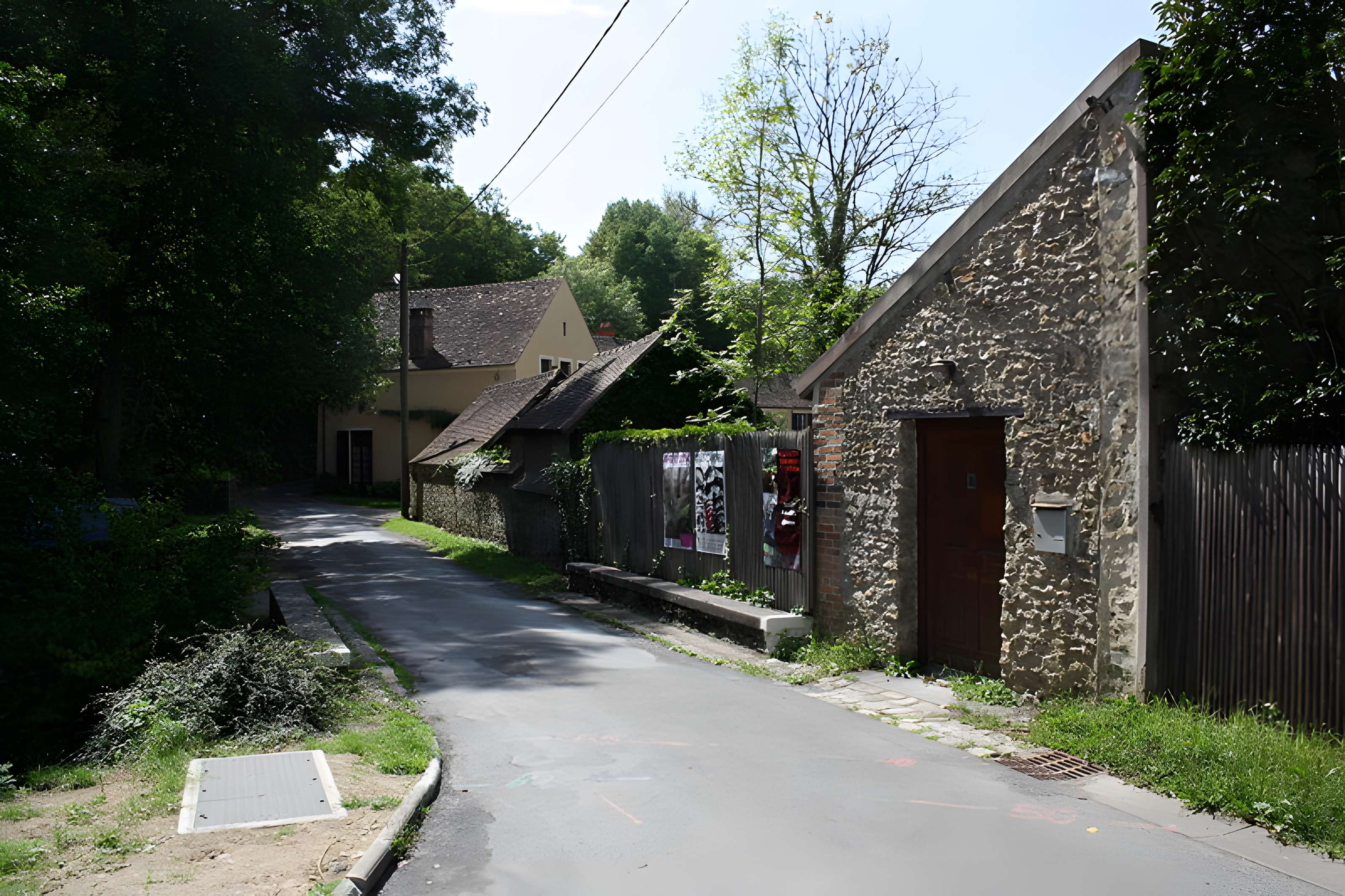 Ancien moulin de Villeneuve, maison de campagne d'Elsa Triolet et de Louis Aragon