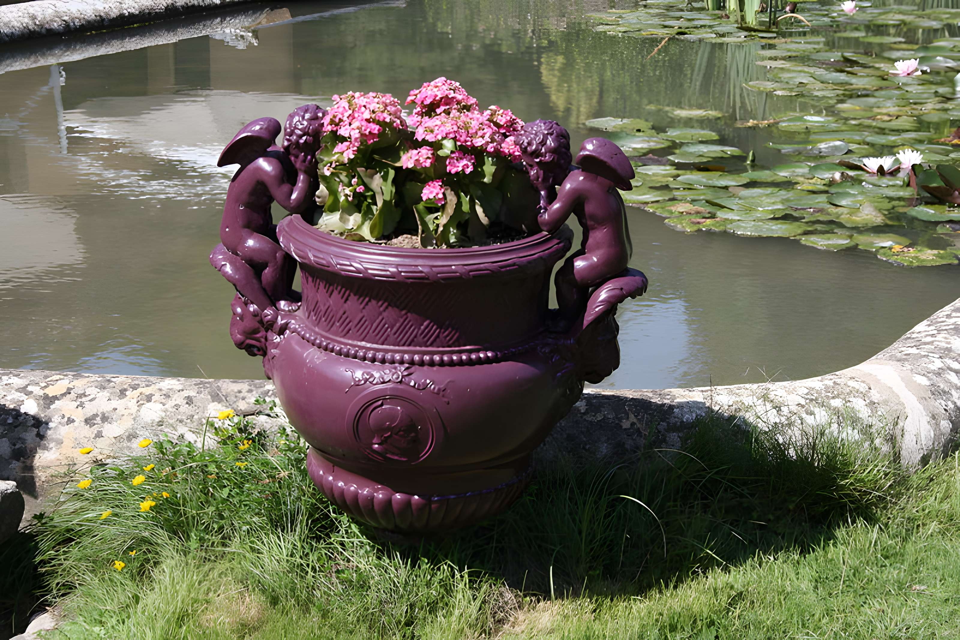 Ancien moulin de Villeneuve, maison de campagne d'Elsa Triolet et de Louis Aragon