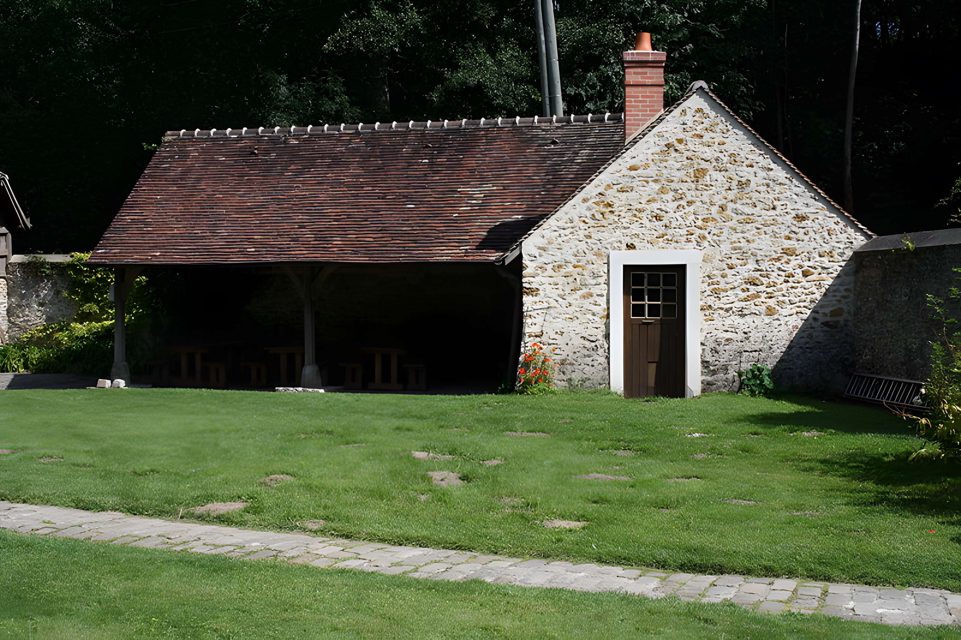 Ancien moulin de Villeneuve, maison de campagne d'Elsa Triolet et de Louis Aragon