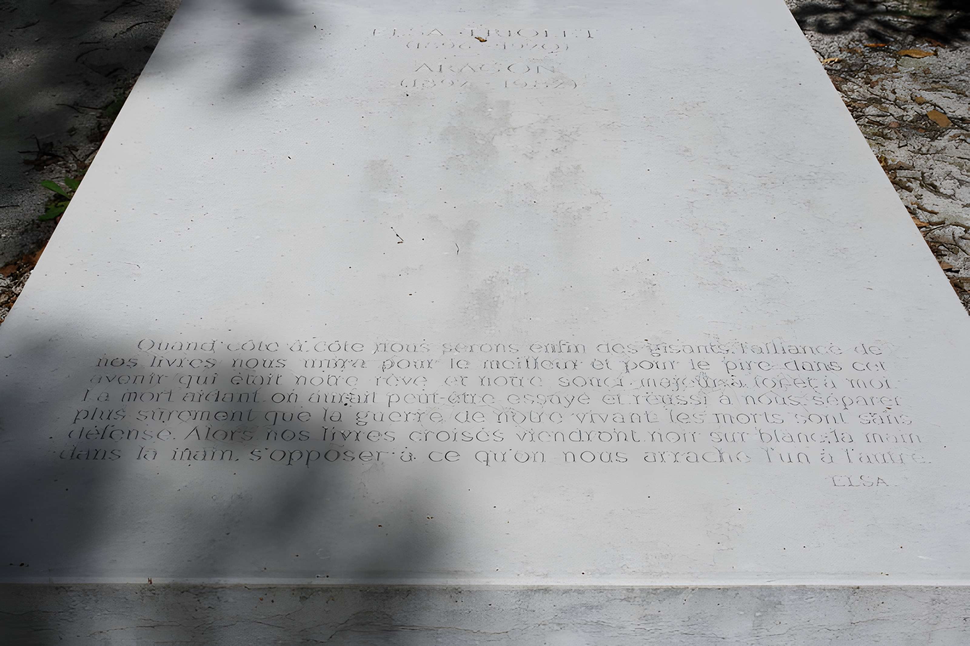 Ancien moulin de Villeneuve, maison de campagne d'Elsa Triolet et de Louis Aragon