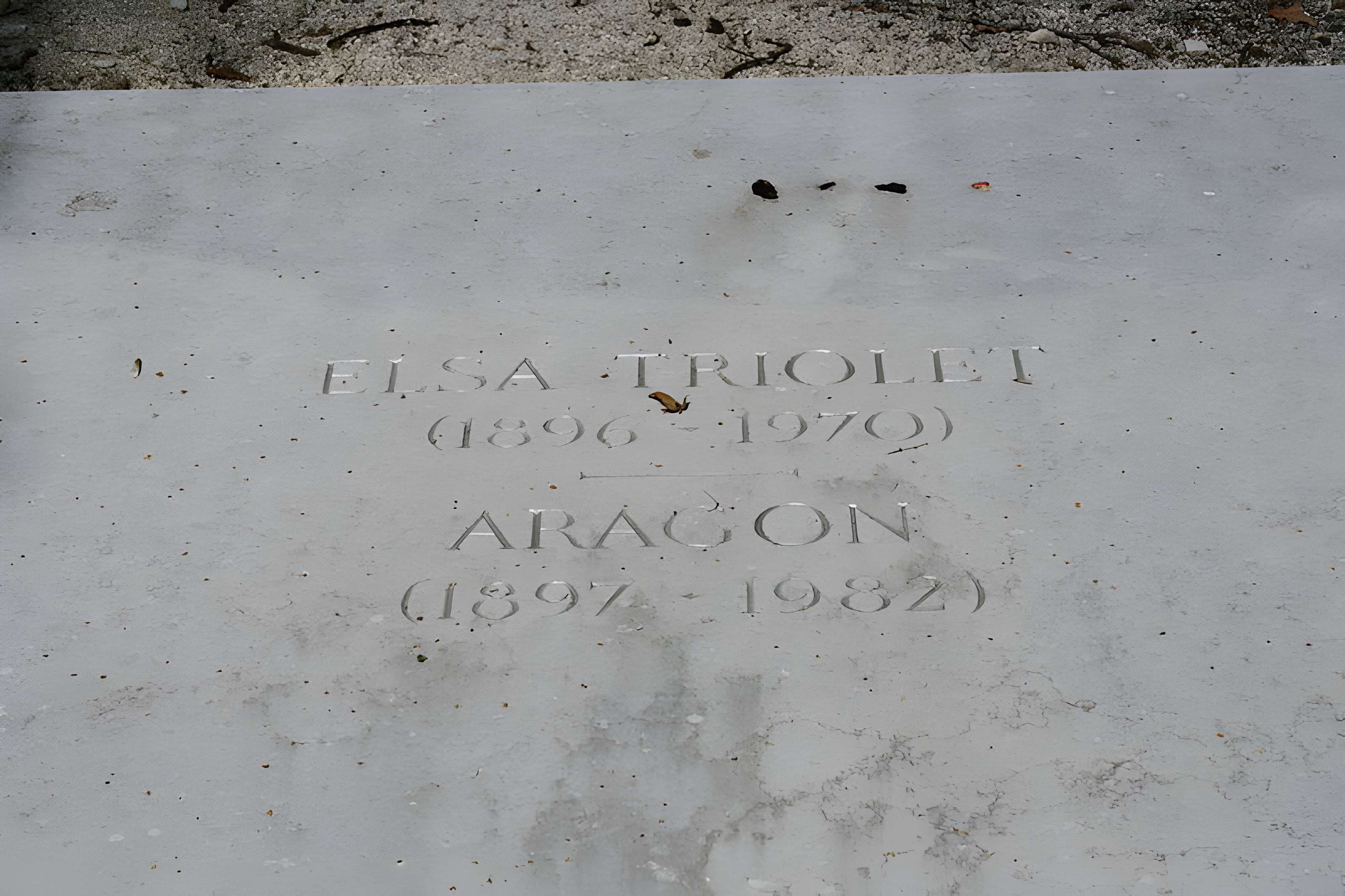 Ancien moulin de Villeneuve, maison de campagne d'Elsa Triolet et de Louis Aragon