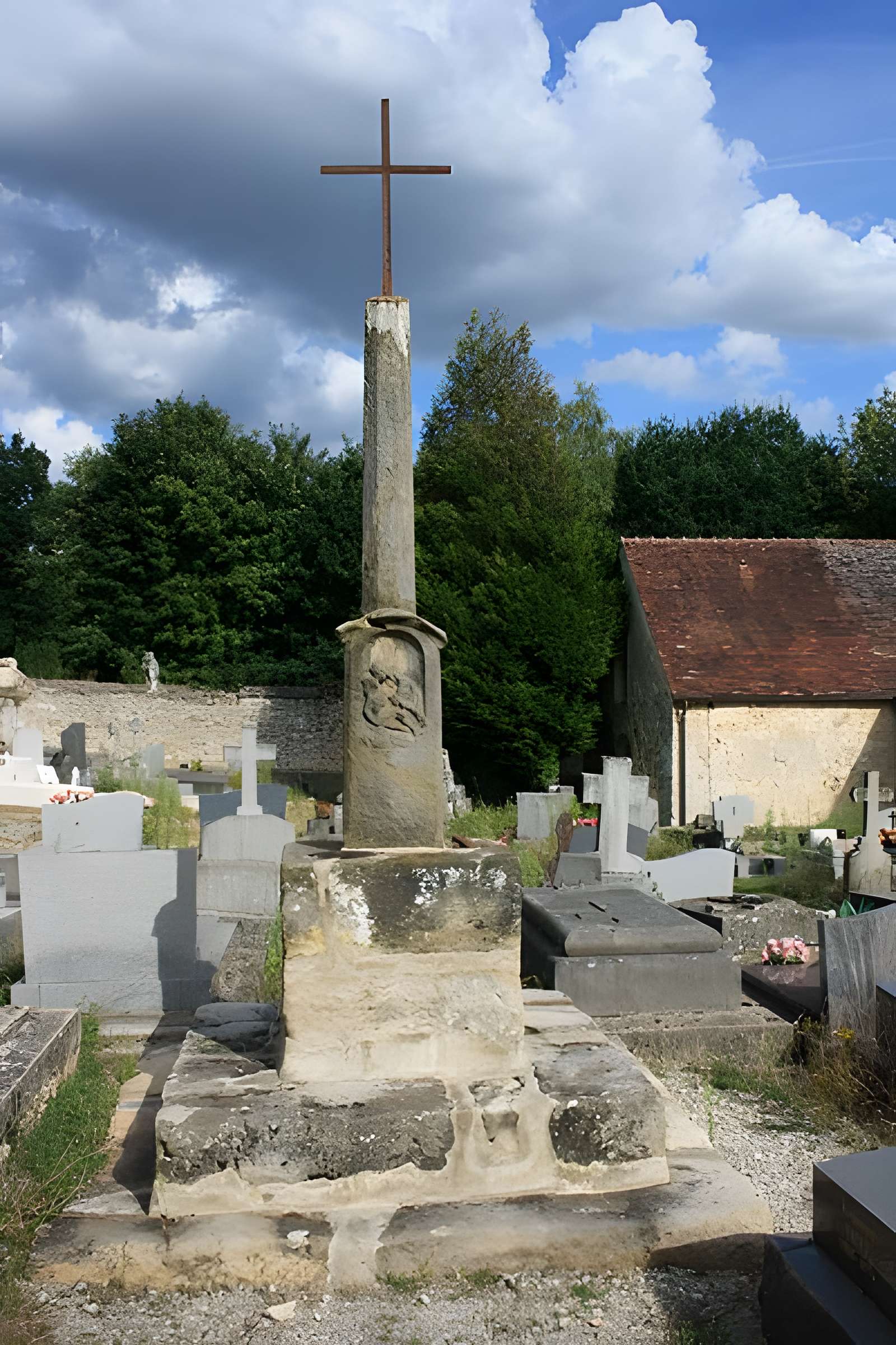 Croix de cimetière