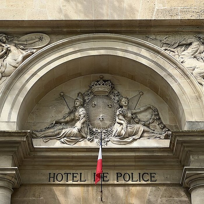 Photo de Ancien hôtel de la Surintendance des Bâtiments du Roi, puis ancien petit séminaire, puis Caserne Vauban