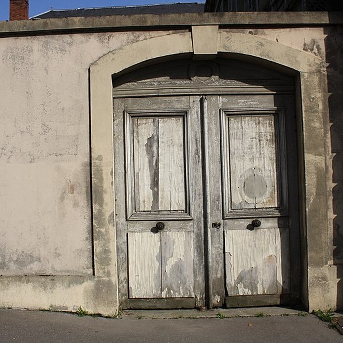 Photo de Ancien hôtel de la Surintendance des Bâtiments du Roi, puis ancien petit séminaire, puis Caserne Vauban
