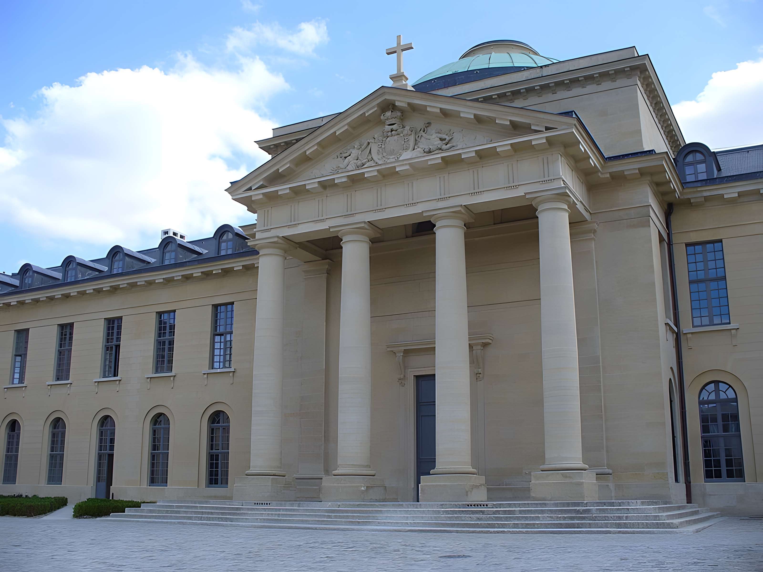 Ancienne Maison de Charité, ancien hôpital Richaud
