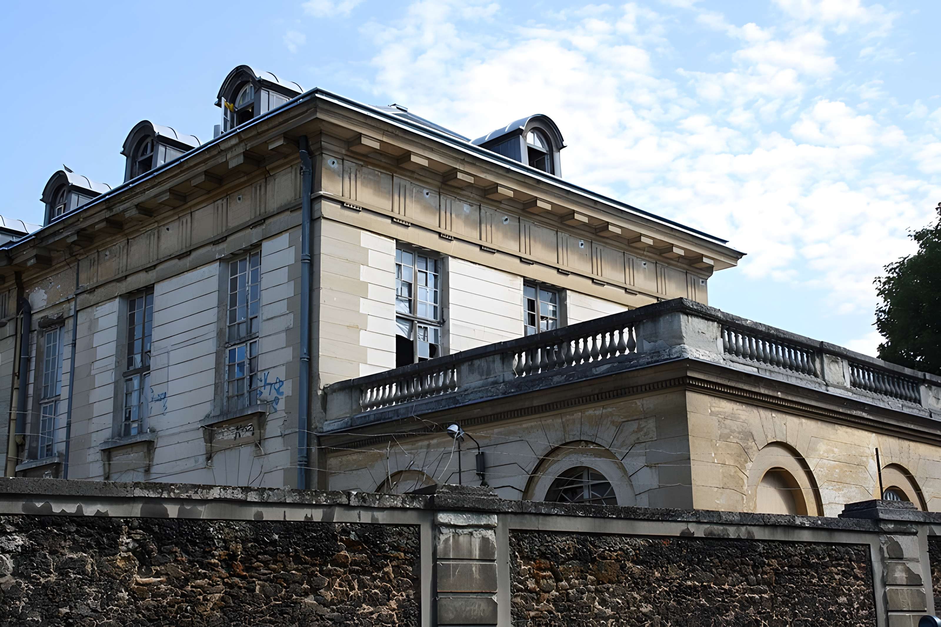 Ancienne Maison de Charité, ancien hôpital Richaud