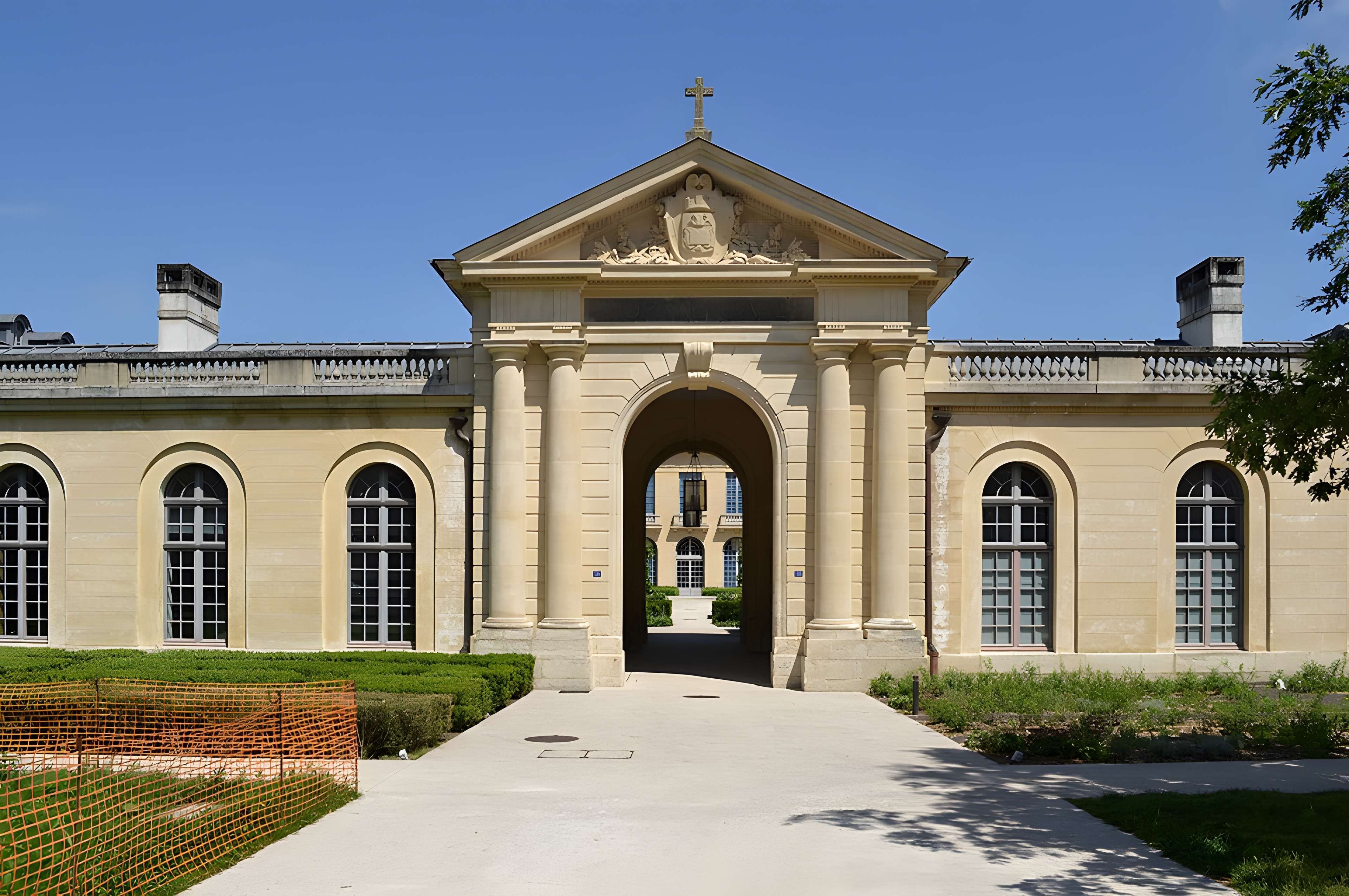 Ancienne Maison de Charité, ancien hôpital Richaud