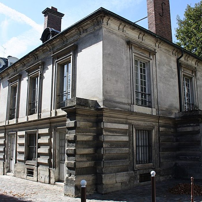 Photo de Pavillon de loctroi pavillon ouest de la grille Saint-Germain