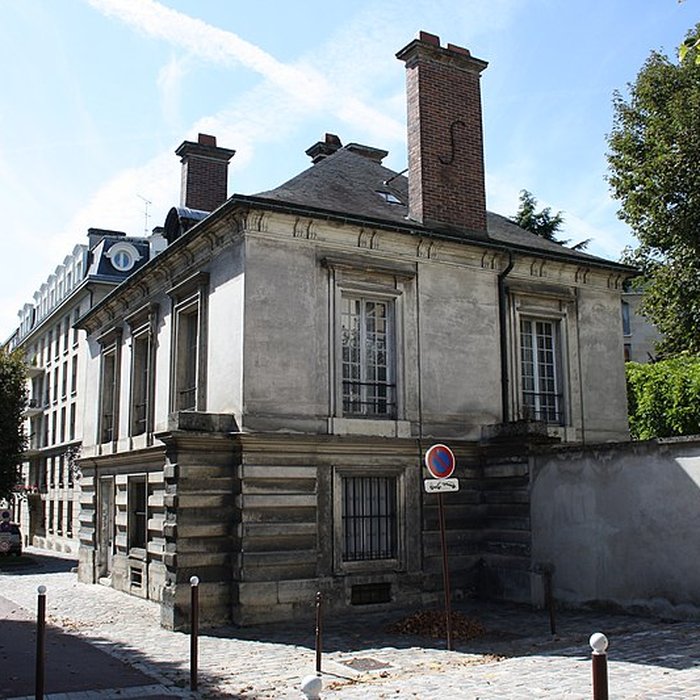 Photo de Pavillon de loctroi pavillon ouest de la grille Saint-Germain