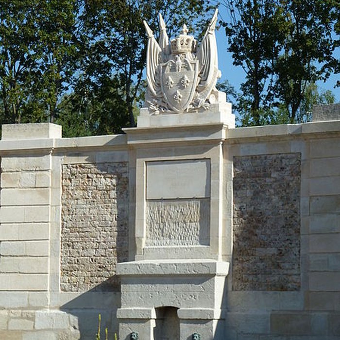 Photo de Terrains en bordure de labreuvoir Louis XIV