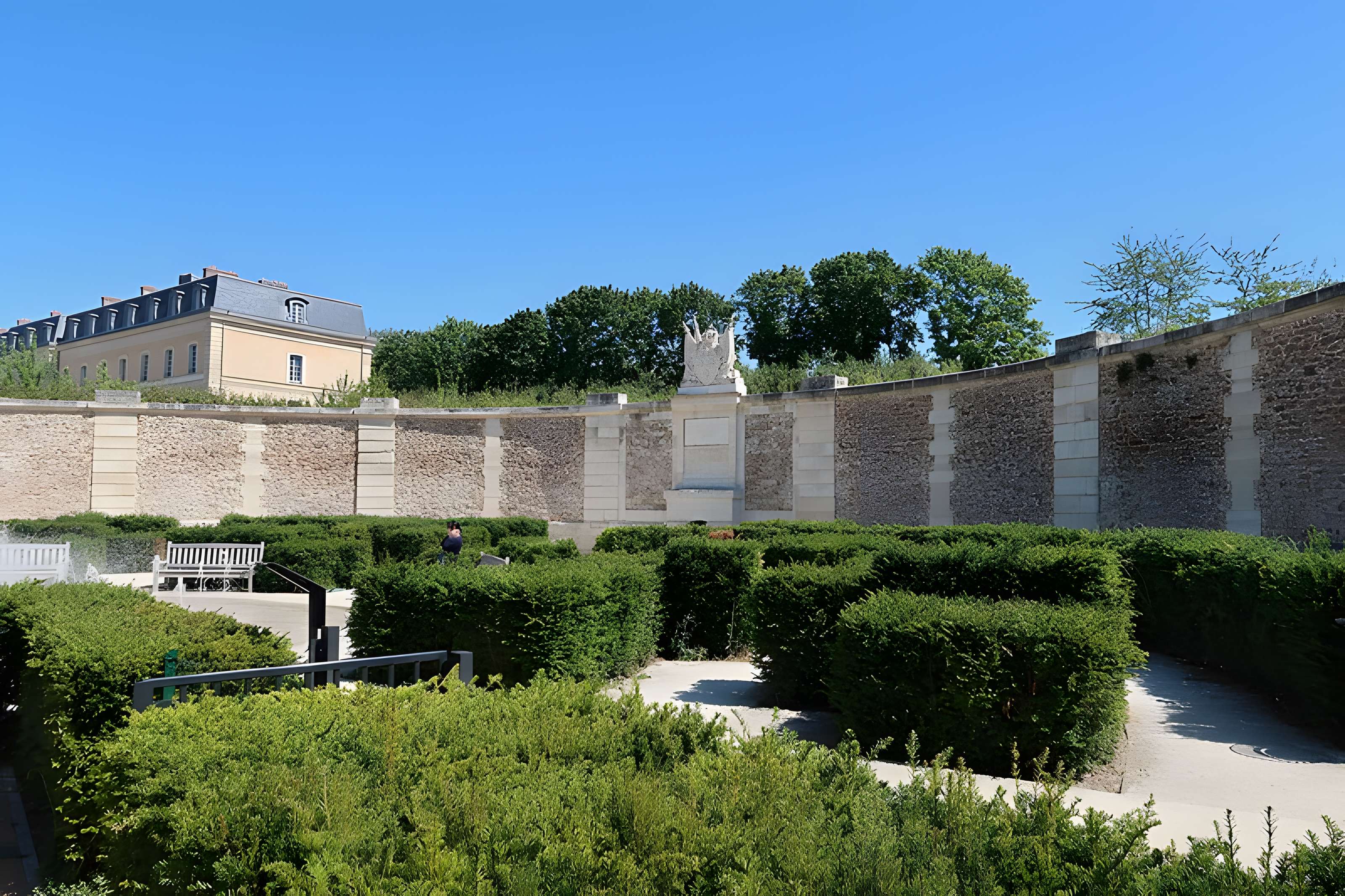 Terrains en bordure de l'abreuvoir Louis XIV