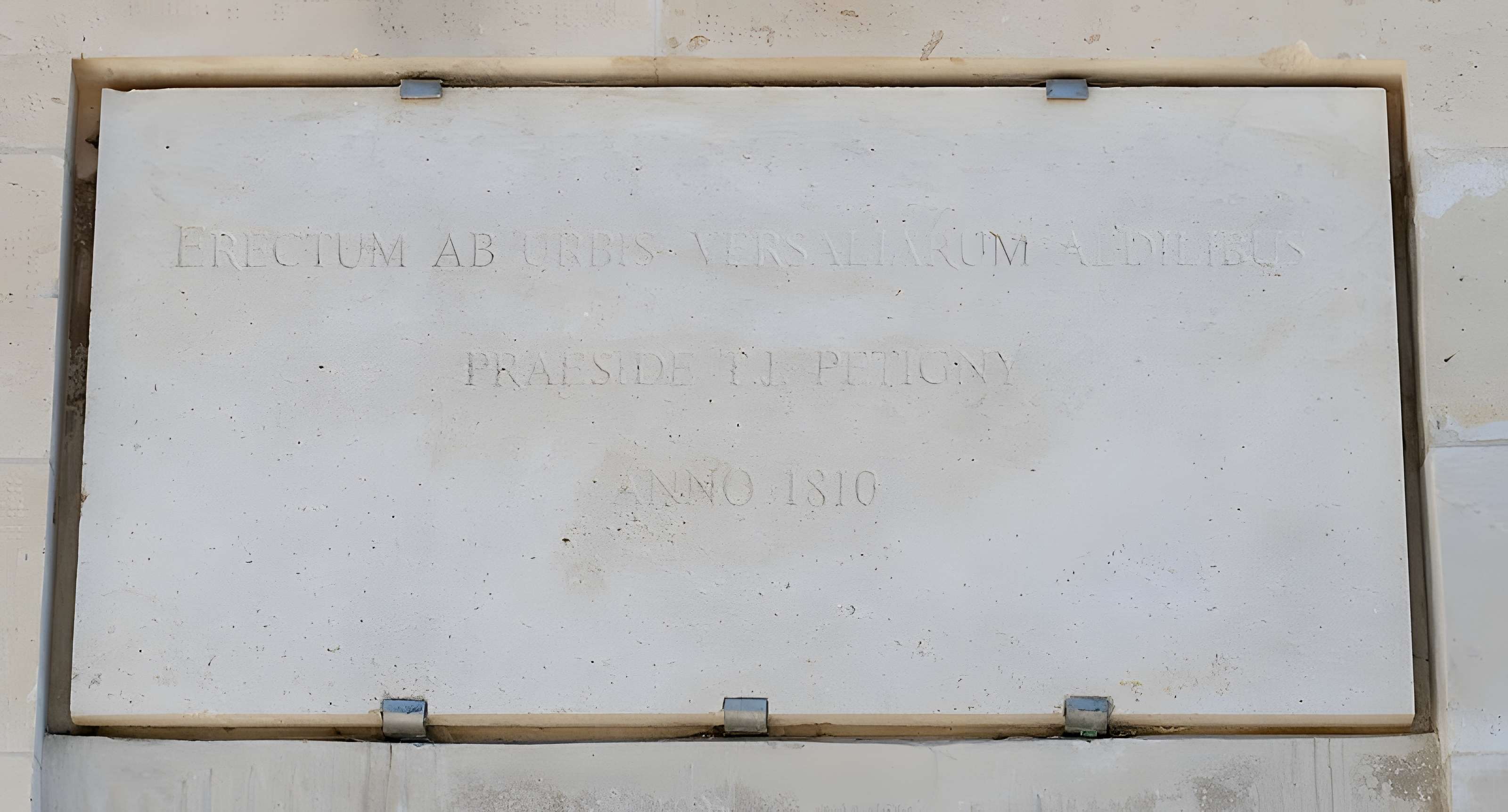 Terrains en bordure de l'abreuvoir Louis XIV