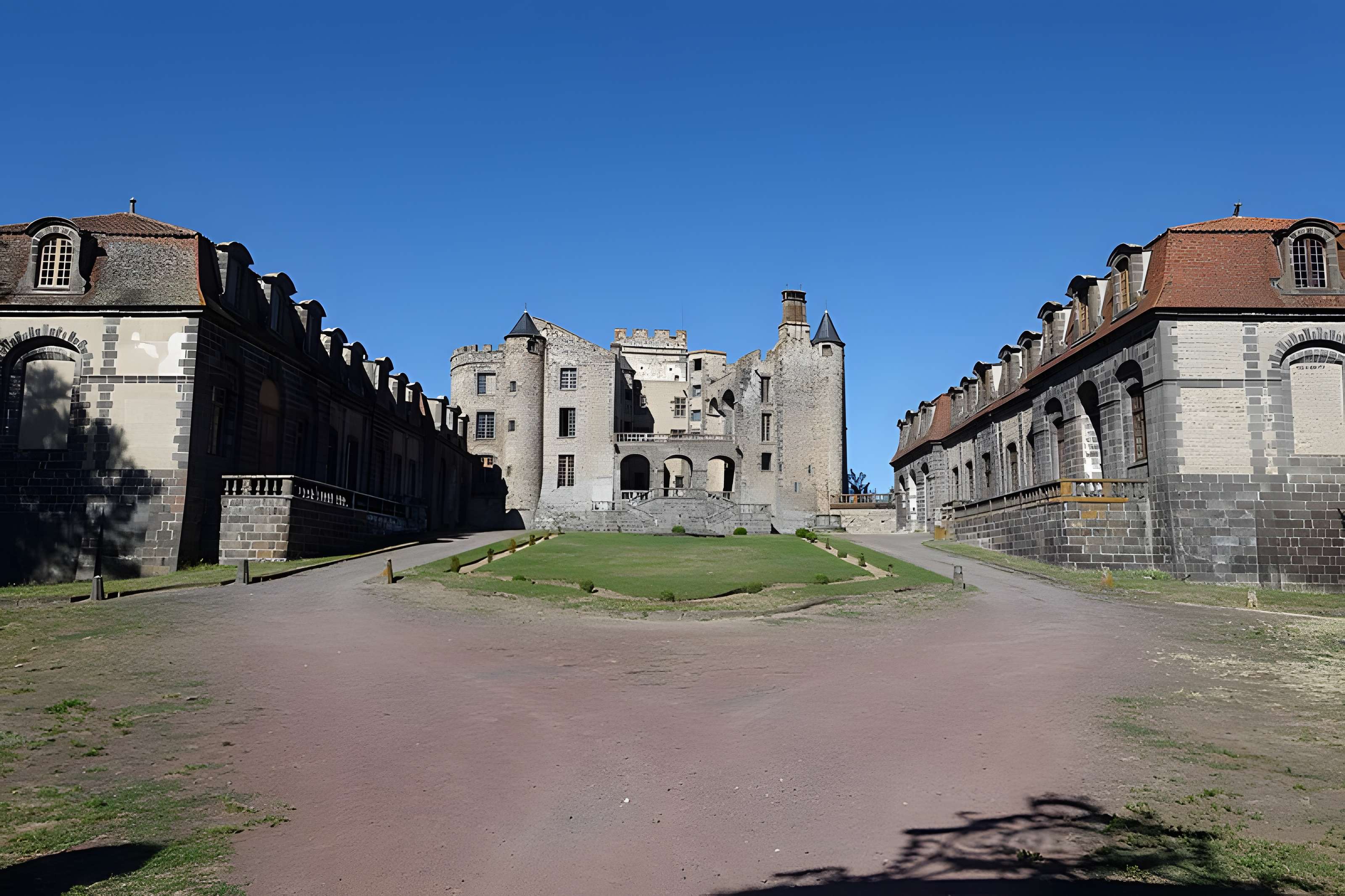 Château de Chazeron