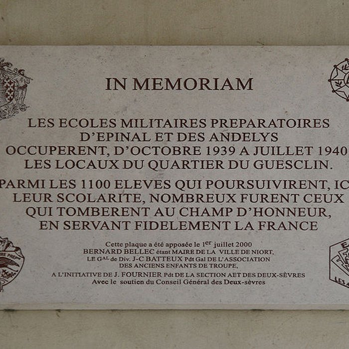 Photo de Caserne Duguesclin ou centre Duguesclin