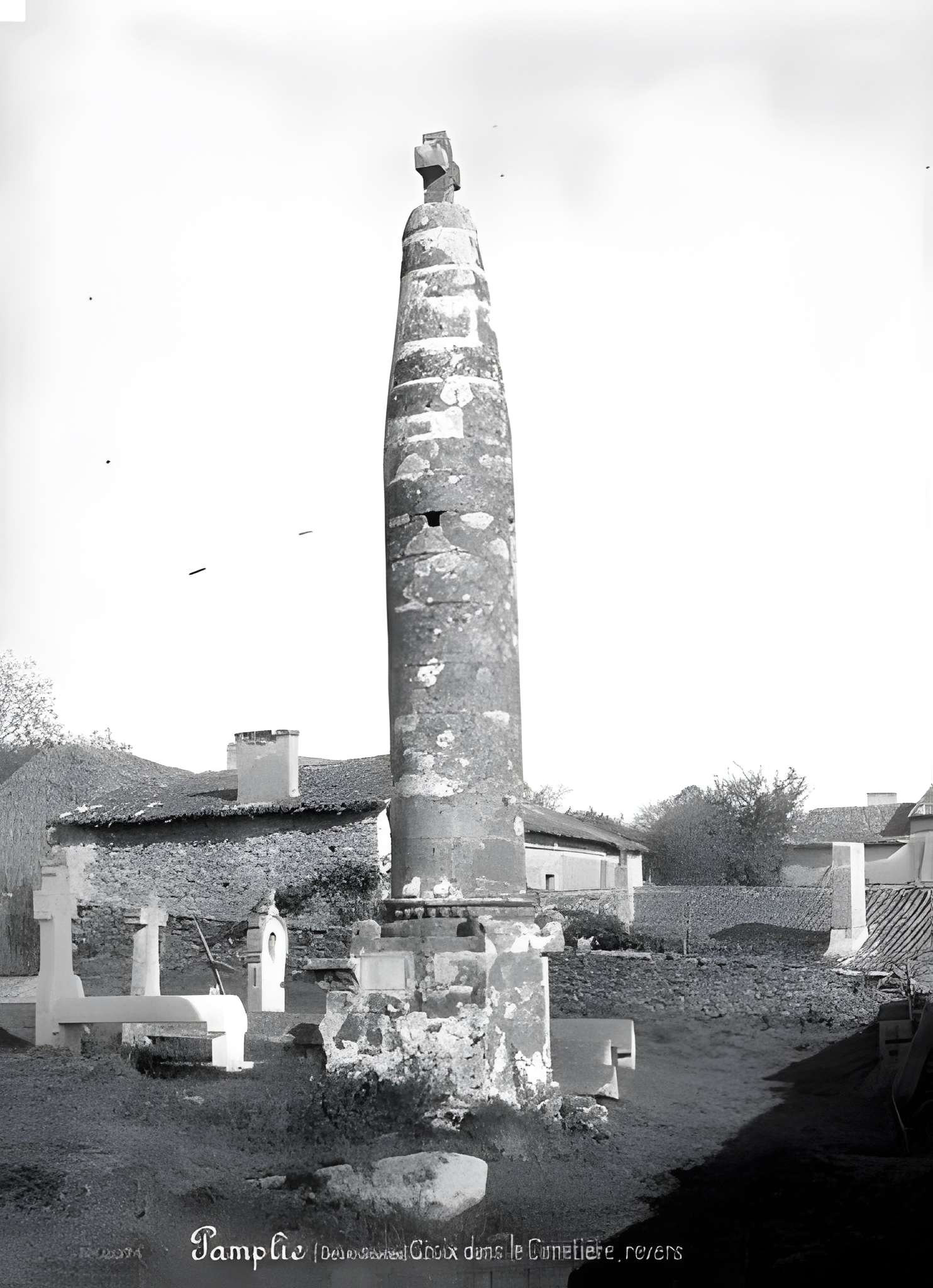 Croix de cimetière