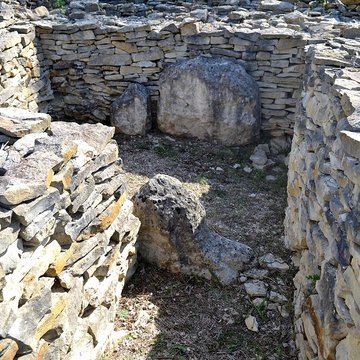 Site de la nécropole de Péré ou Pairé