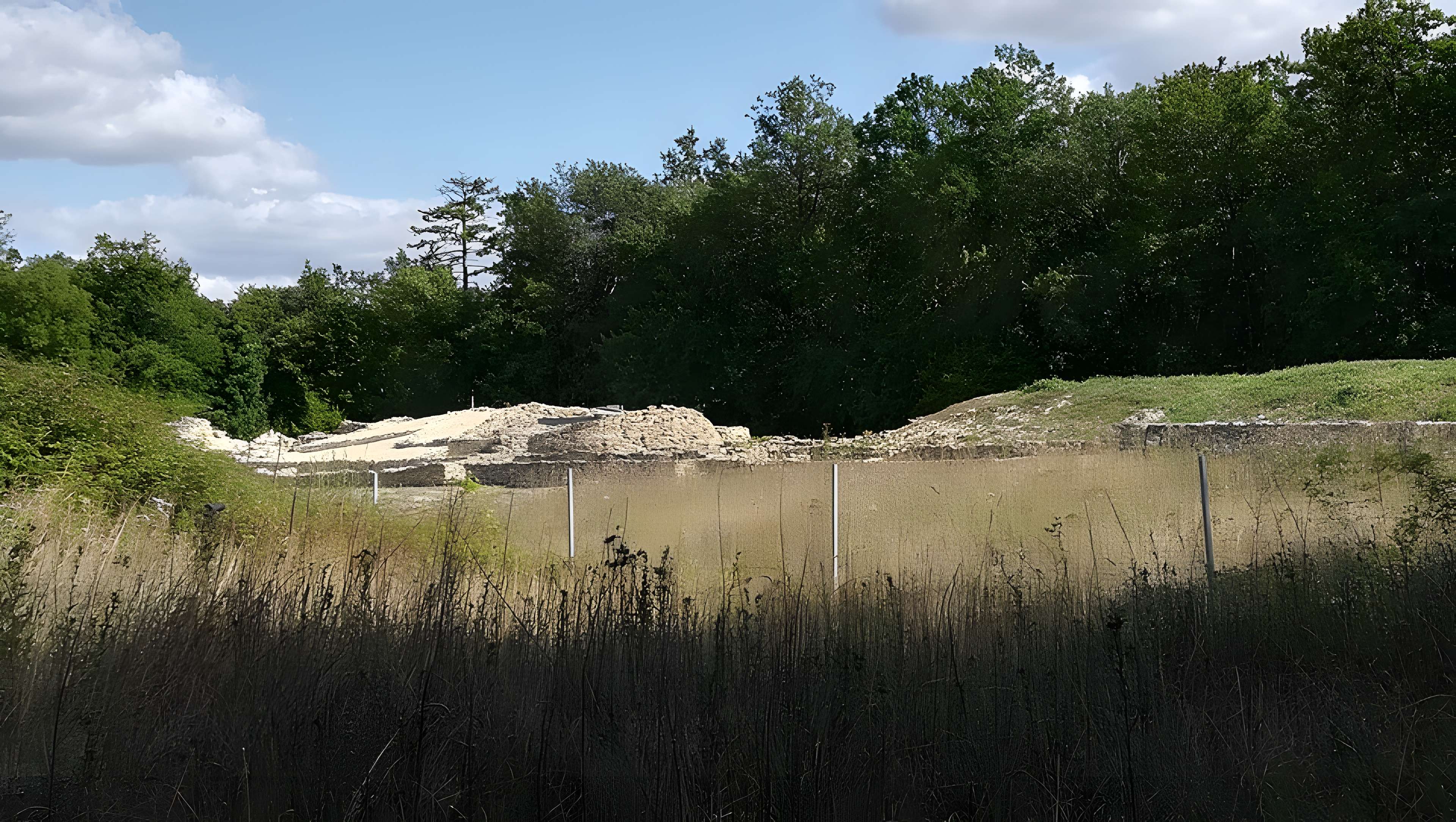 Site de la nécropole de Péré (ou Pairé)