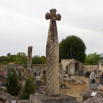Croix de cimetière