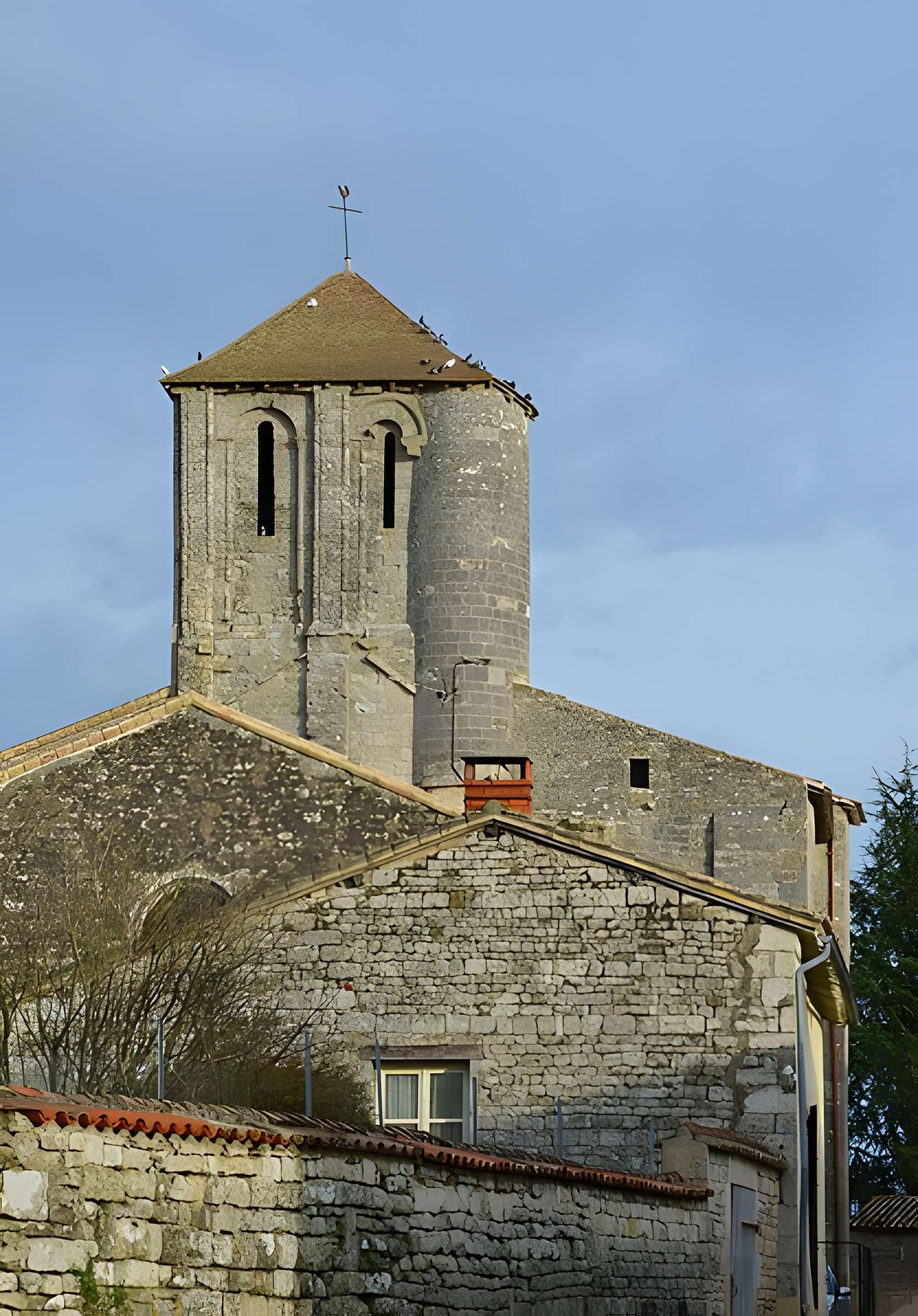 Eglise Saint-Junien de Vaussais