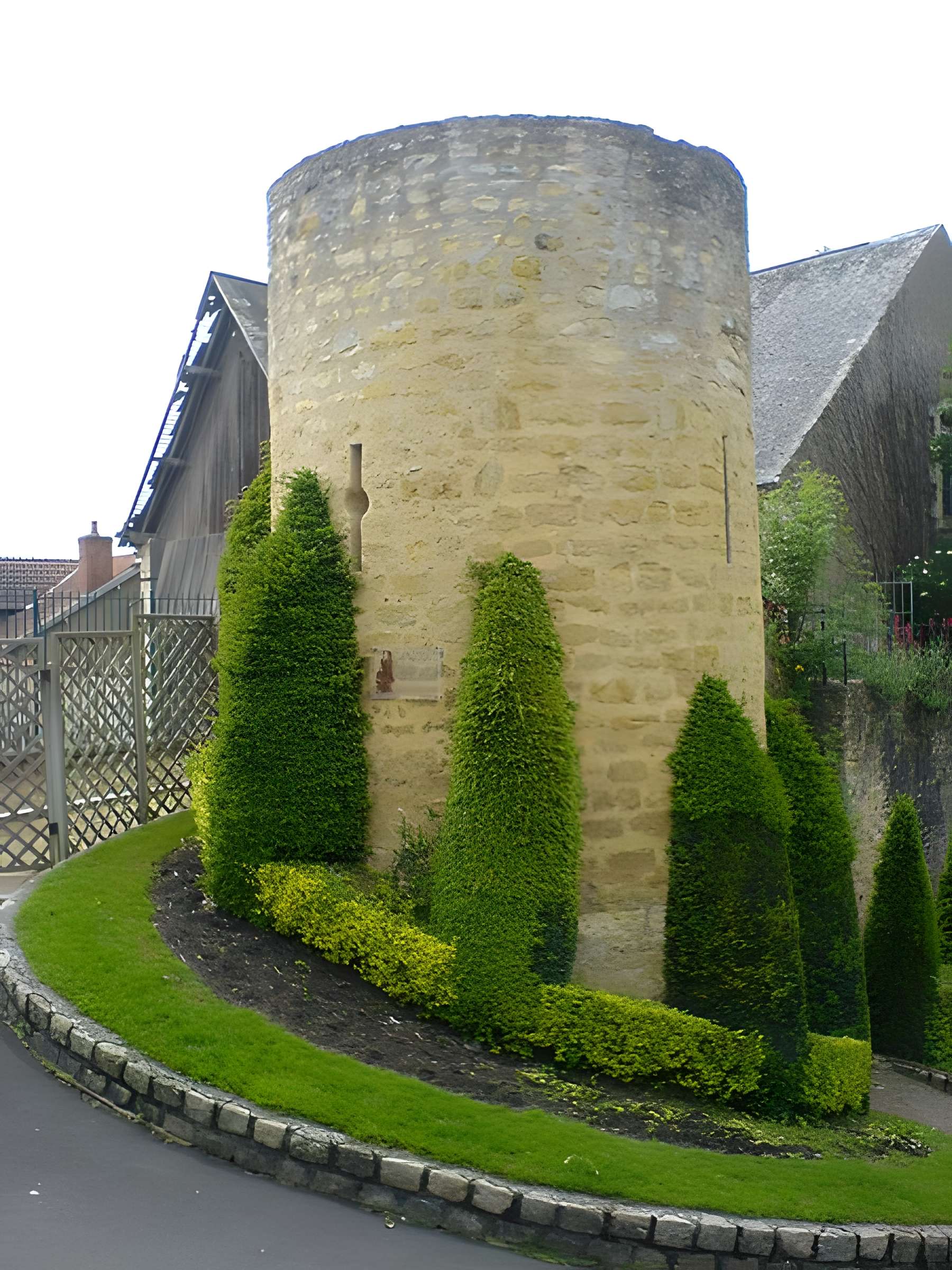 Restes des anciens remparts