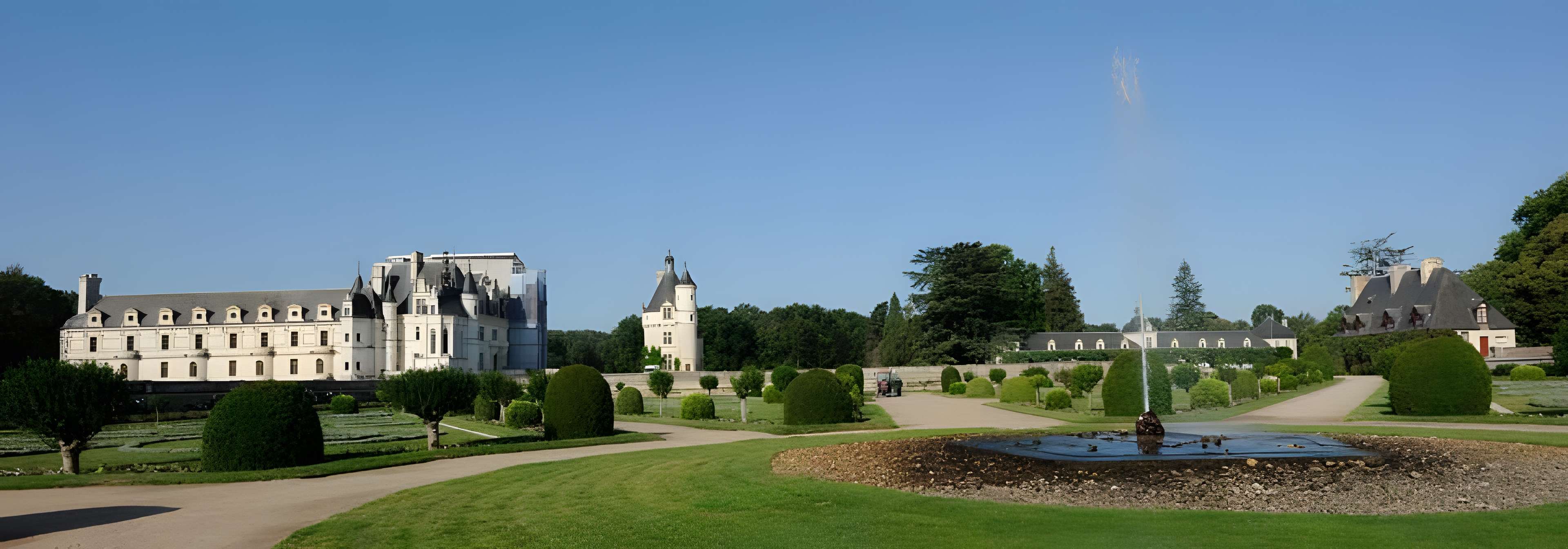 Château de Chenonceau vue du jardin de la reine