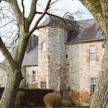 Manoir Saint-Ortaire ou manoir de la Mare du Dézert