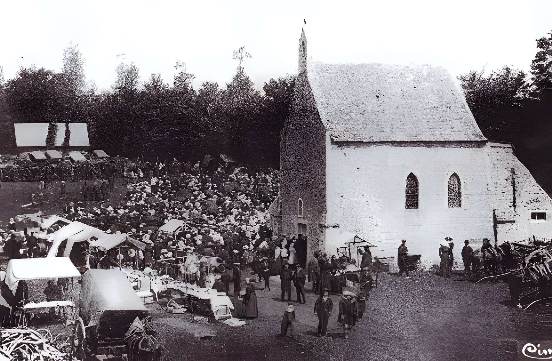 Manoir Saint-Ortaire ou manoir de la Mare du Dézert