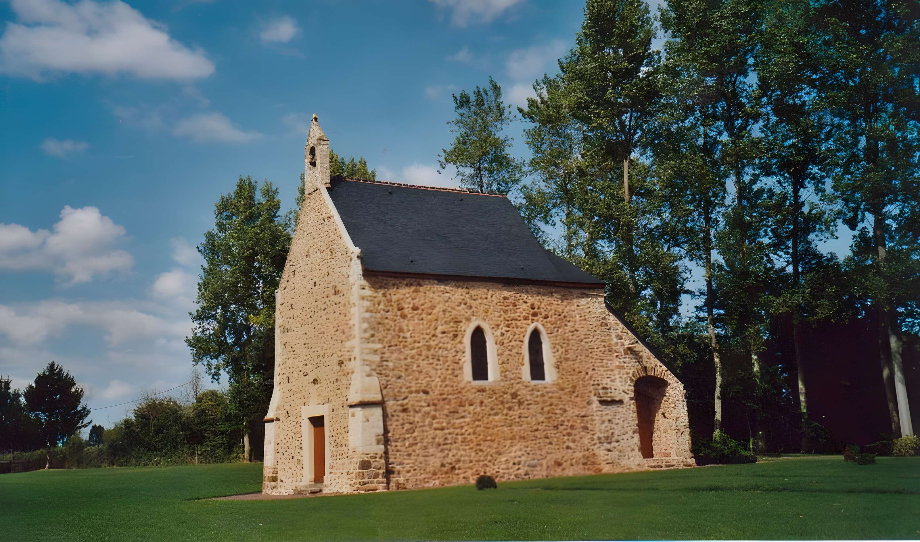 Manoir Saint-Ortaire ou manoir de la Mare du Dézert