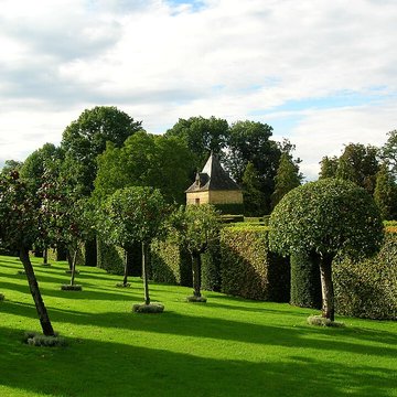 Manoir dEyrignac et ses Jardins