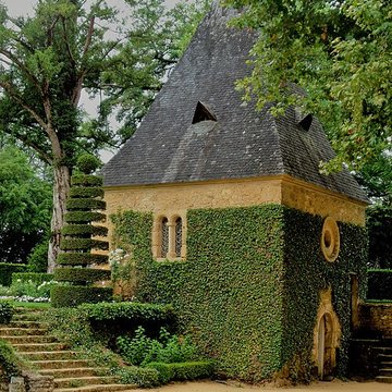 Manoir dEyrignac et ses Jardins