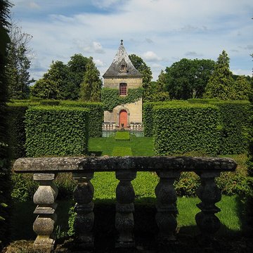 Manoir dEyrignac et ses Jardins